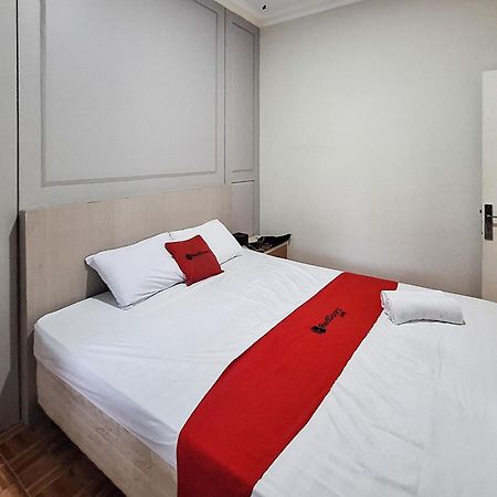 Reddoorz Resort At Tridaya Cisarua Puncak Экстерьер фото