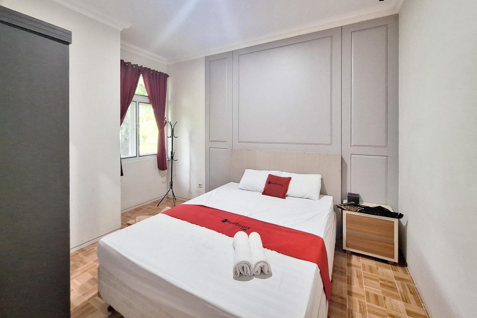 Reddoorz Resort At Tridaya Cisarua Puncak Экстерьер фото